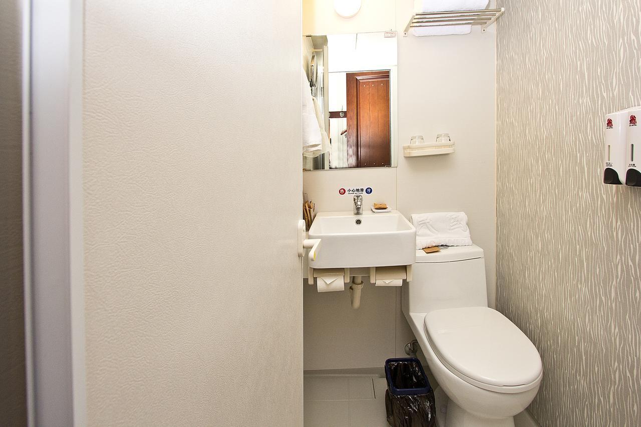 MG Hotel  Qingdao Buitenkant foto